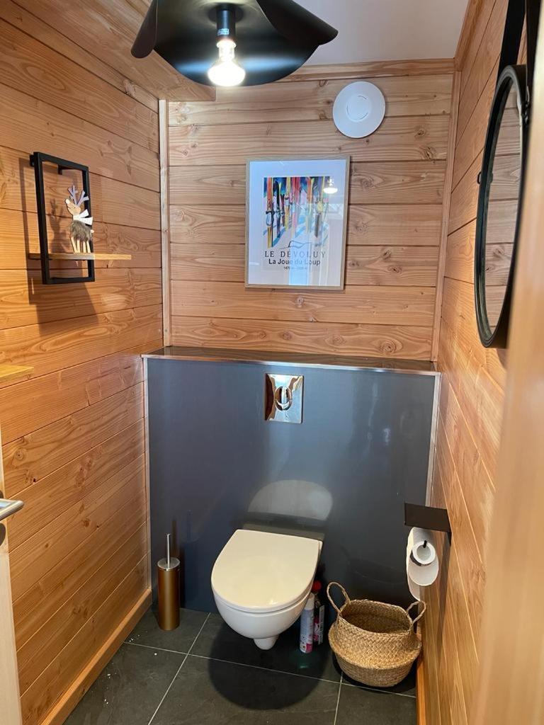 Appartement Lumineux Neuf Dans Bas De Chalet Le Douglas La Joue du Loup Esterno foto