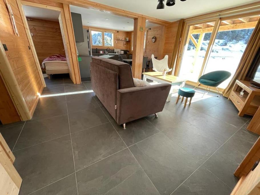 Appartement Lumineux Neuf Dans Bas De Chalet Le Douglas La Joue du Loup Esterno foto